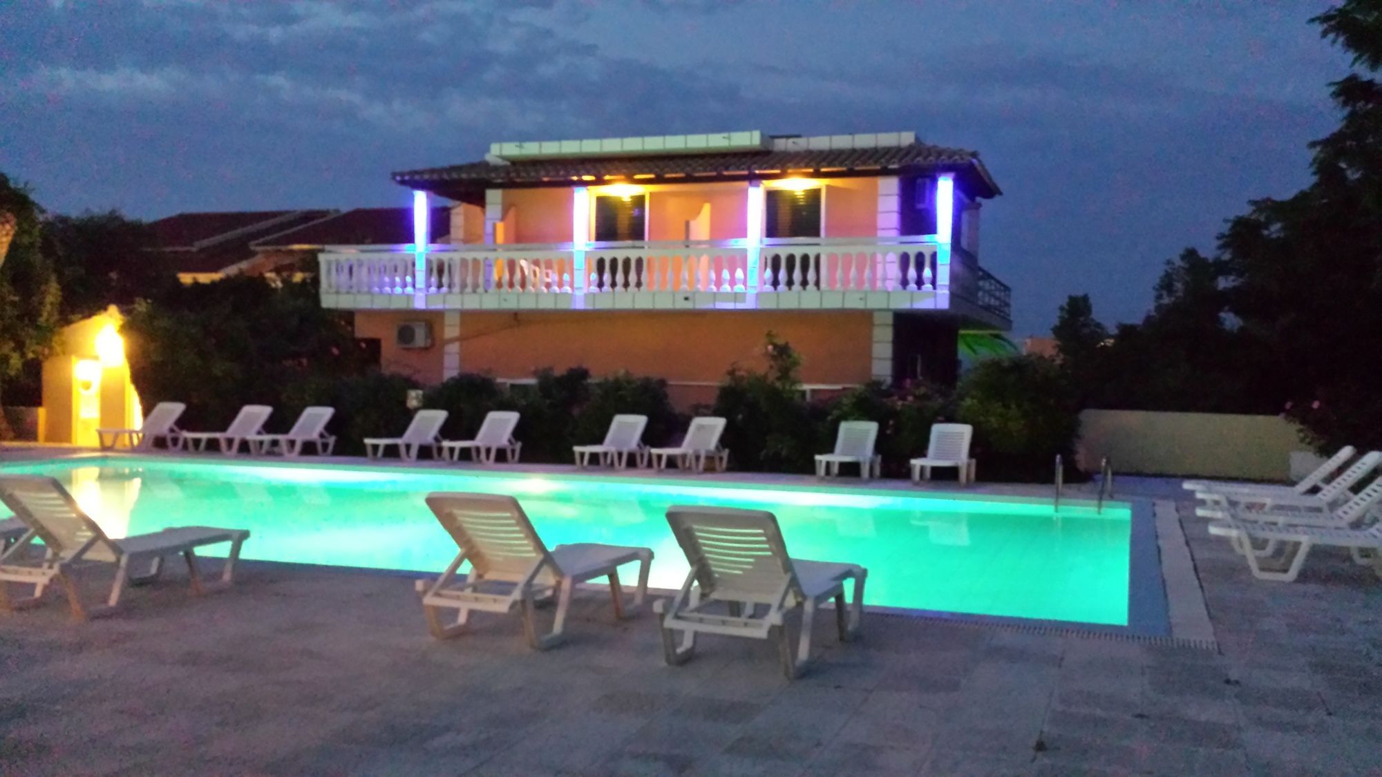 Nikolas Club Kávos Dış mekan fotoğraf